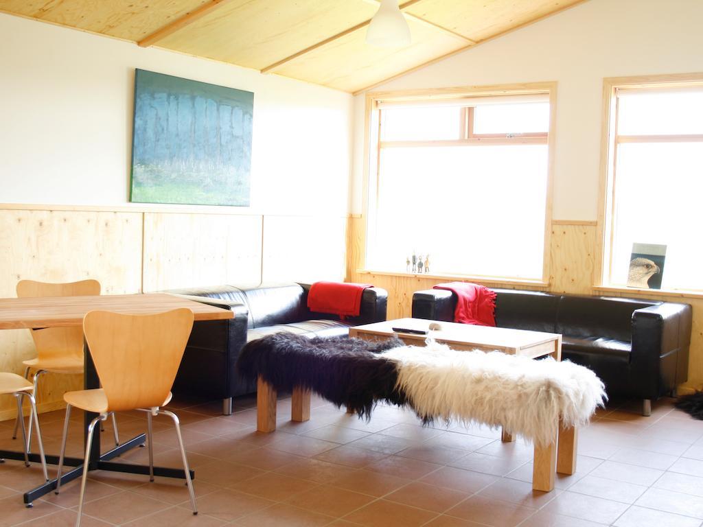 Brekkulaekur Guesthouse Hunathing Vestra Экстерьер фото