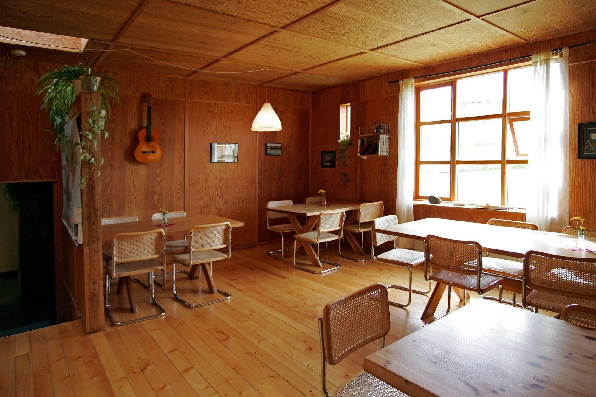 Brekkulaekur Guesthouse Hunathing Vestra Экстерьер фото